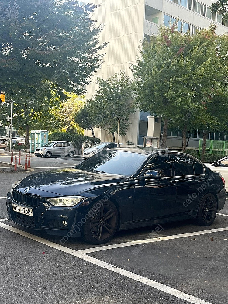 BMW 320D F30 / 14만 / 15년형 / 럭셔...--1