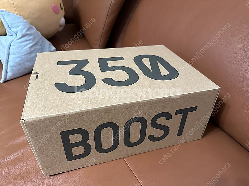 이지부스트 350 v2 본 275 판매합니다--0