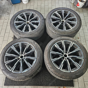 [ 추천 ] BMW X5 740M 20인치 정품 중고 휠 타이어 판매합니다