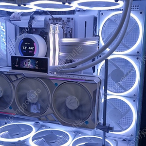 하이엔드 화이트 본체 판매(783d/4080s 불칸/kraken elite/NZXT H9)
