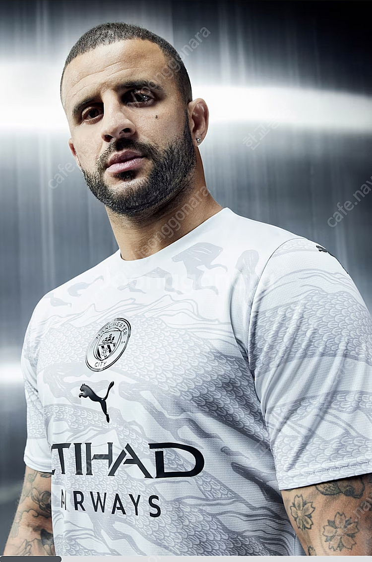 778516-20 Puma Manchester City...--0
