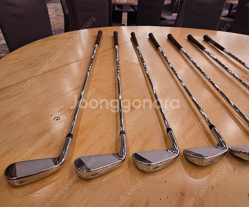 캘러웨이 매버릭 프로 아이언 세트..4~P 7개 세트--1
