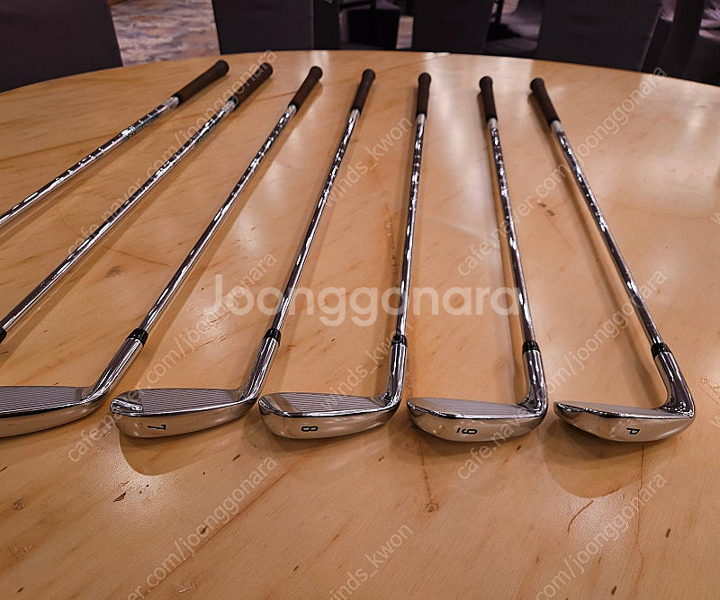 캘러웨이 매버릭 프로 아이언 세트..4~P 7개 세트--2
