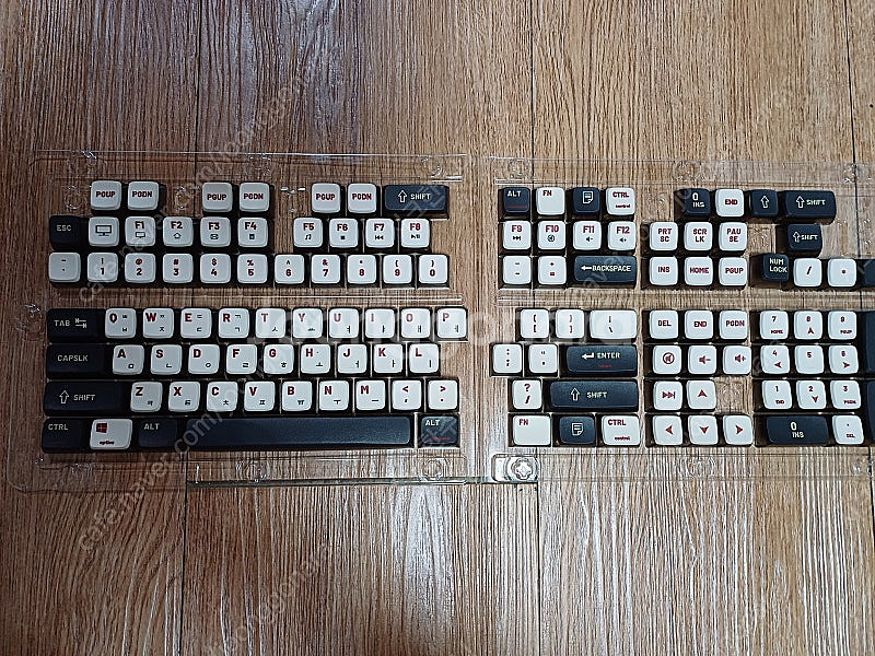 한글 PBT 키보드 키캡 3종 일괄 판매합니다--0