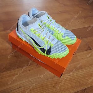 머큐리얼 베이퍼 14 tf 사파리팩