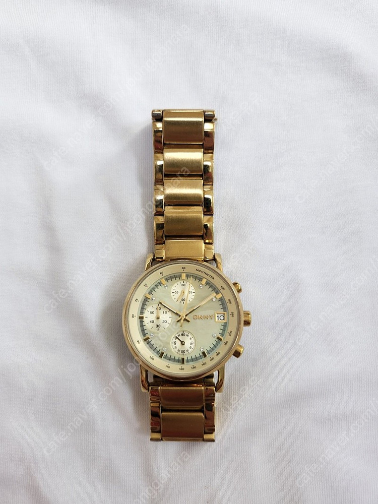 DKNY 골드 금장 시계--0