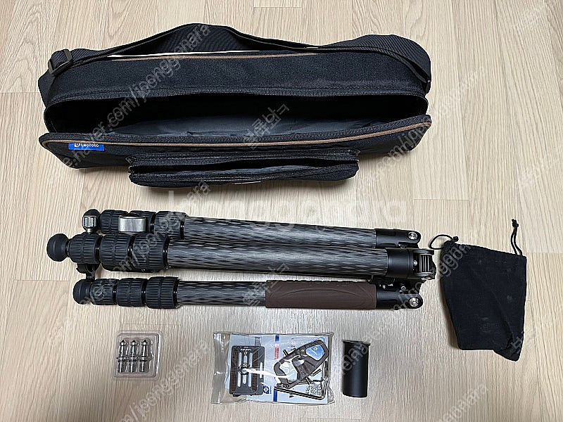 레오포토 삼각대 판매합니다. LX-324CT+XB-38...--0