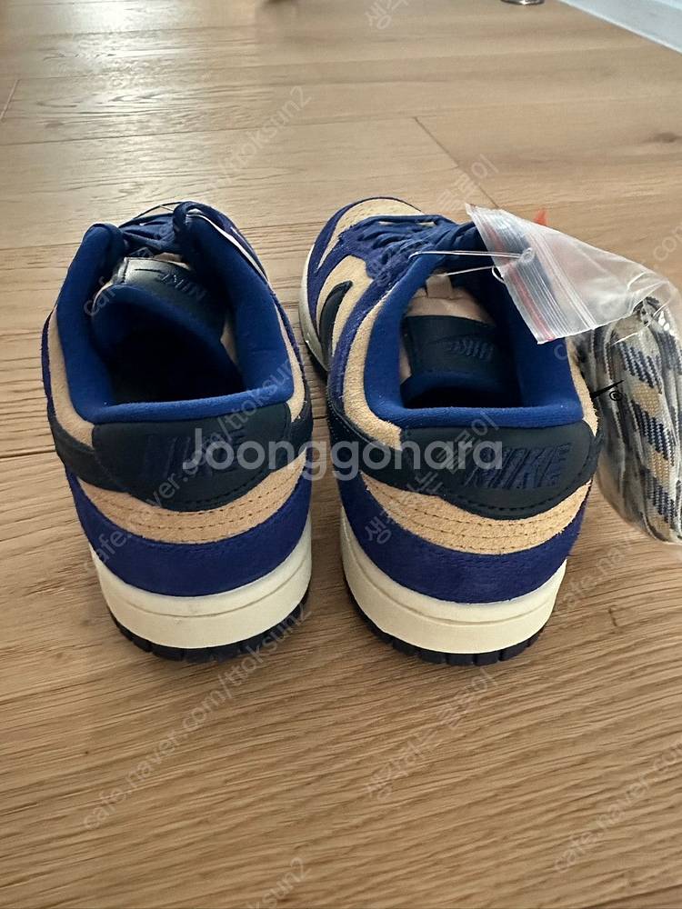 나이키 덩크 로우 럭스 블루스웨이드 240사이즈 새 제...--2
