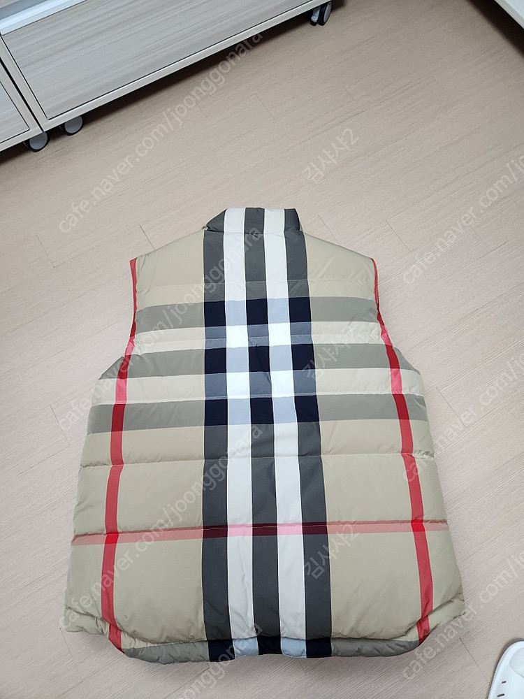 버버리 리버서블 패딩조끼 팝니다(XL) 이미지
