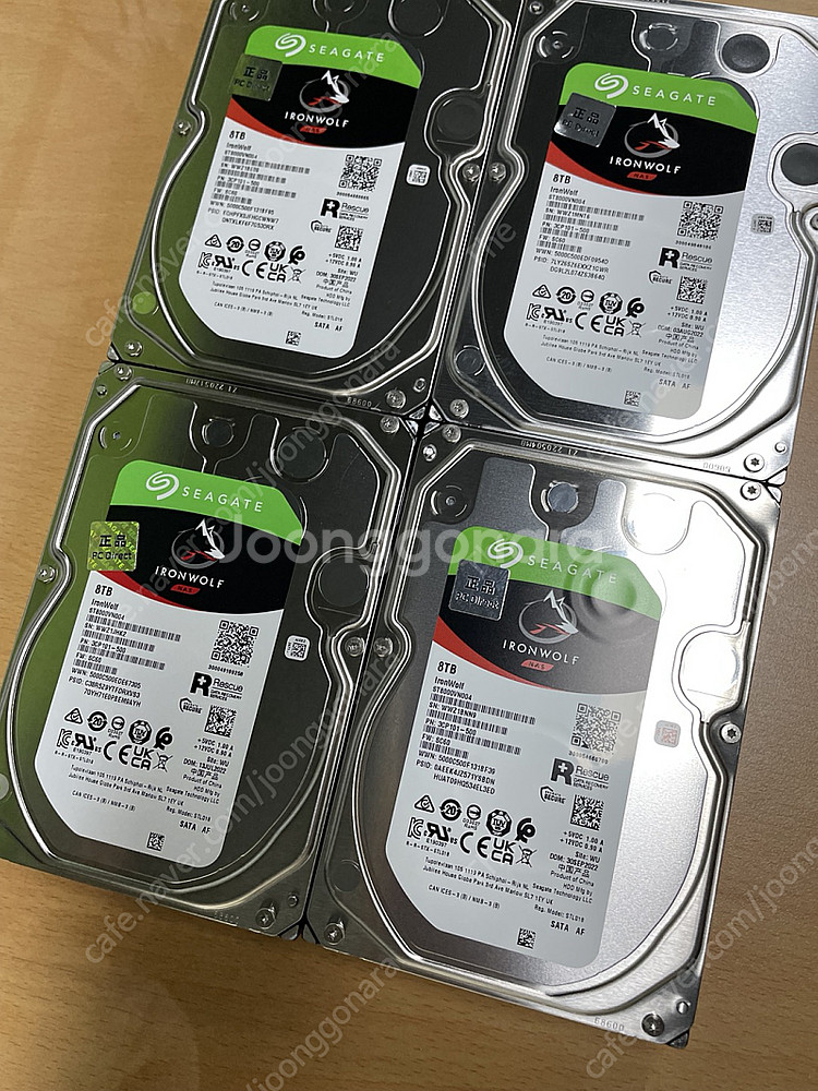 시놀로지 나스 ds1821+ 32TB 판매합니다.--1