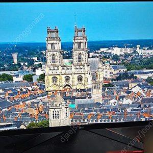 LG 32인치 QHD 144hz 게이밍 모니터 32GK650F 팝니다 피벗(회전)