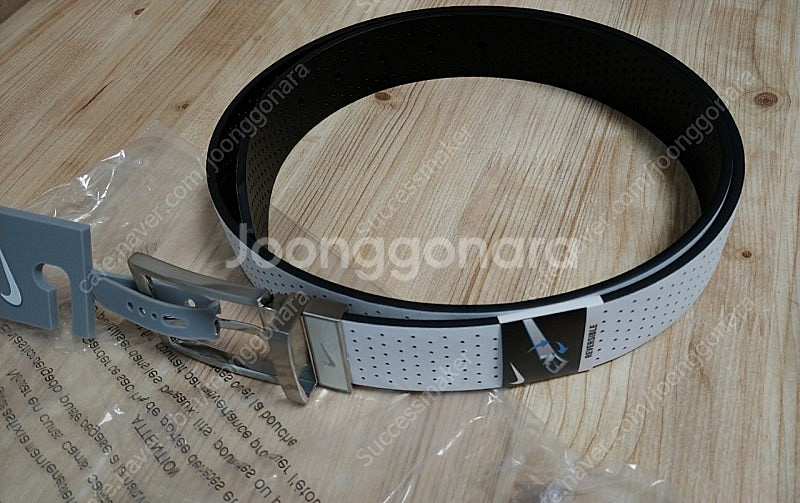 [새상품] NIKE 나이키 벨트 골프 천연가죽 리버시블 화이트/블랙 1118853--0