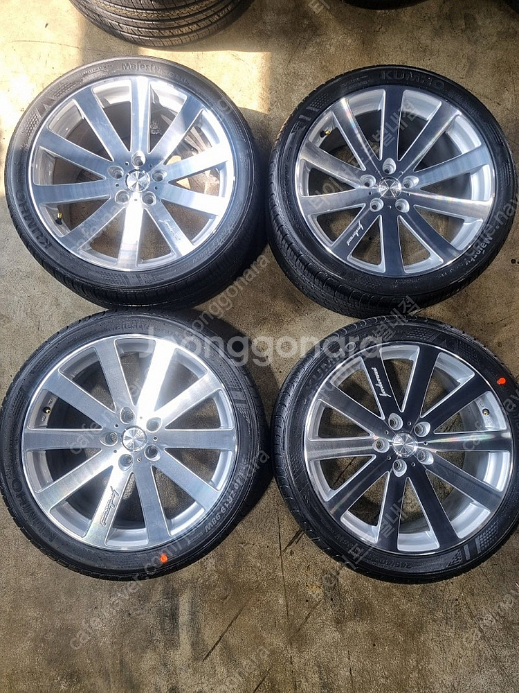 [판매] 제네시스.DH.G80.스팅어.G70 19인치휠타이어셋트팝니다 2454019 2753519--0