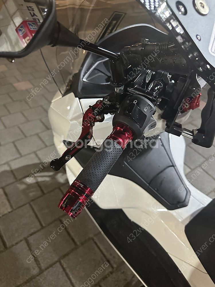 22년식 A급 pcx 125ABS 판매합니다--4