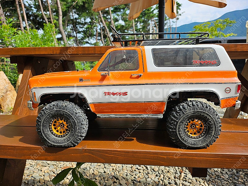 트랙사스 브롱코 오프로드 RC카 TRAXXAS--4