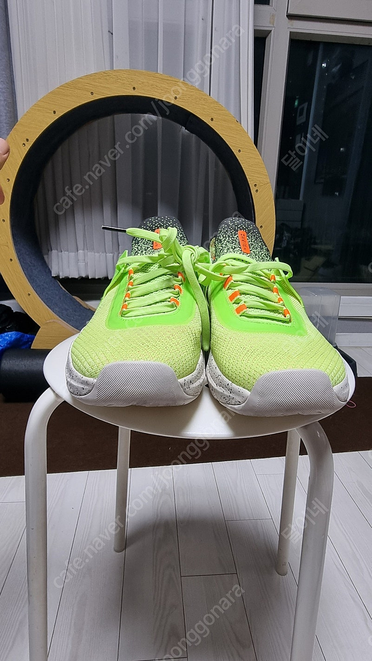 언더아머 트레이닝화 역도화 트라이베이스라인4 275사이즈 이미지