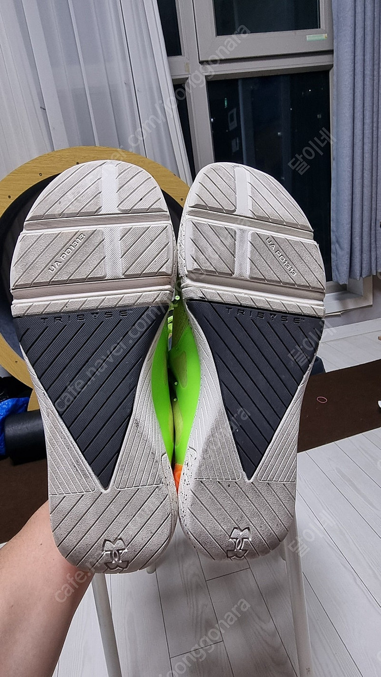 언더아머 트레이닝화 역도화 트라이베이스라인4 275사이즈 이미지