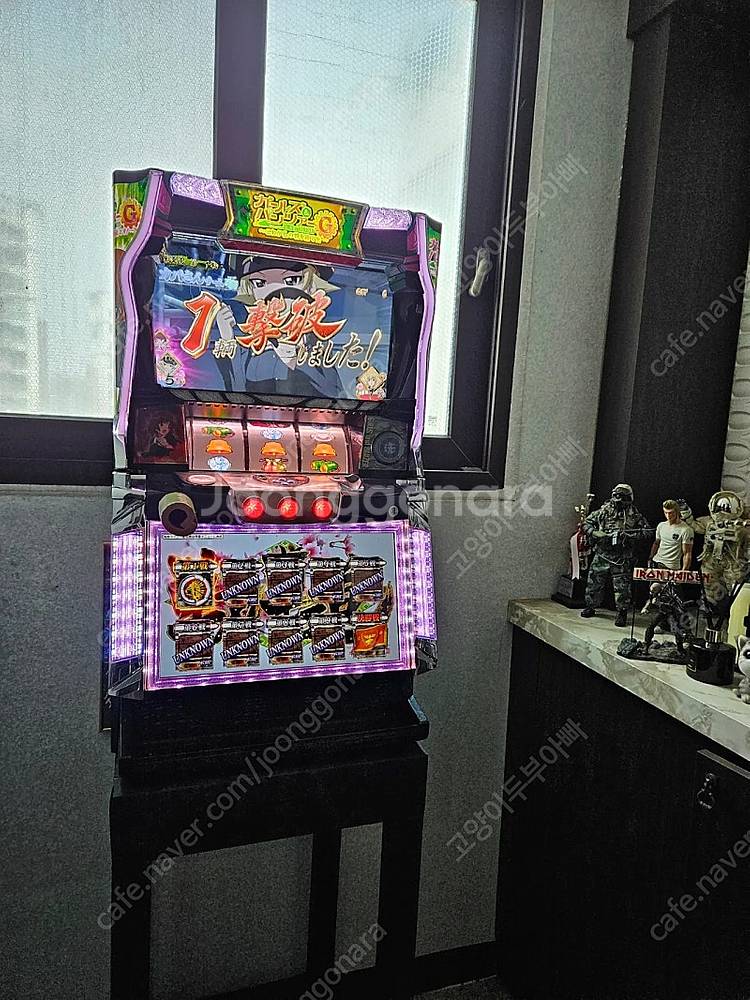 파친코. 슬롯머신--0