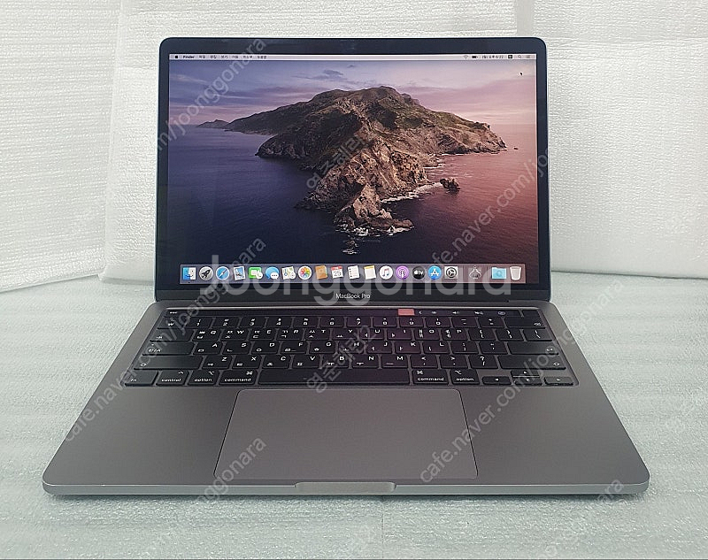 APPLE 2020 MACBOOK PRO 13 A225...--0