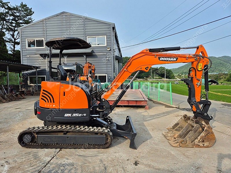 농장용 농사용 중고굴삭기 2021년 두산 DX35코끼리...--4