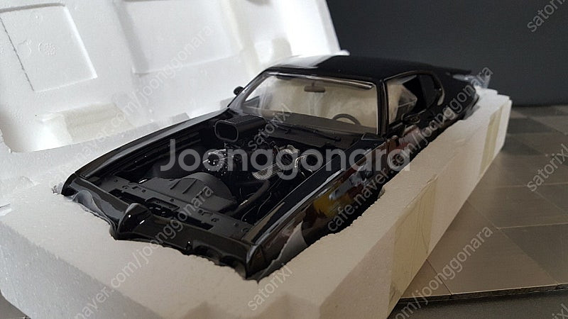 1:18 다이캐스트 ACME 폰티악 저지 판매합니다--6