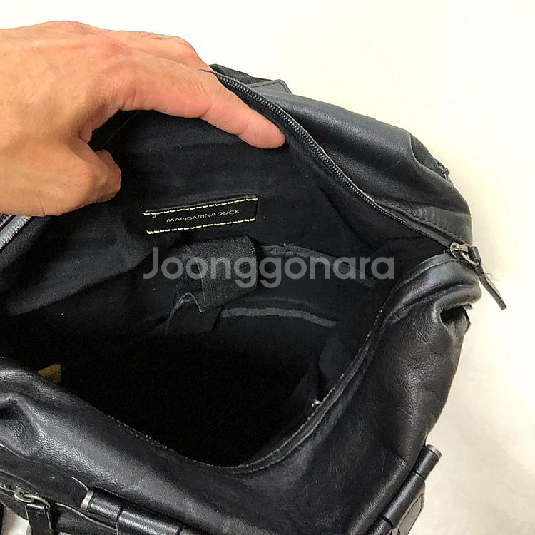 판매 만다리나덕 가죽 백팩--6