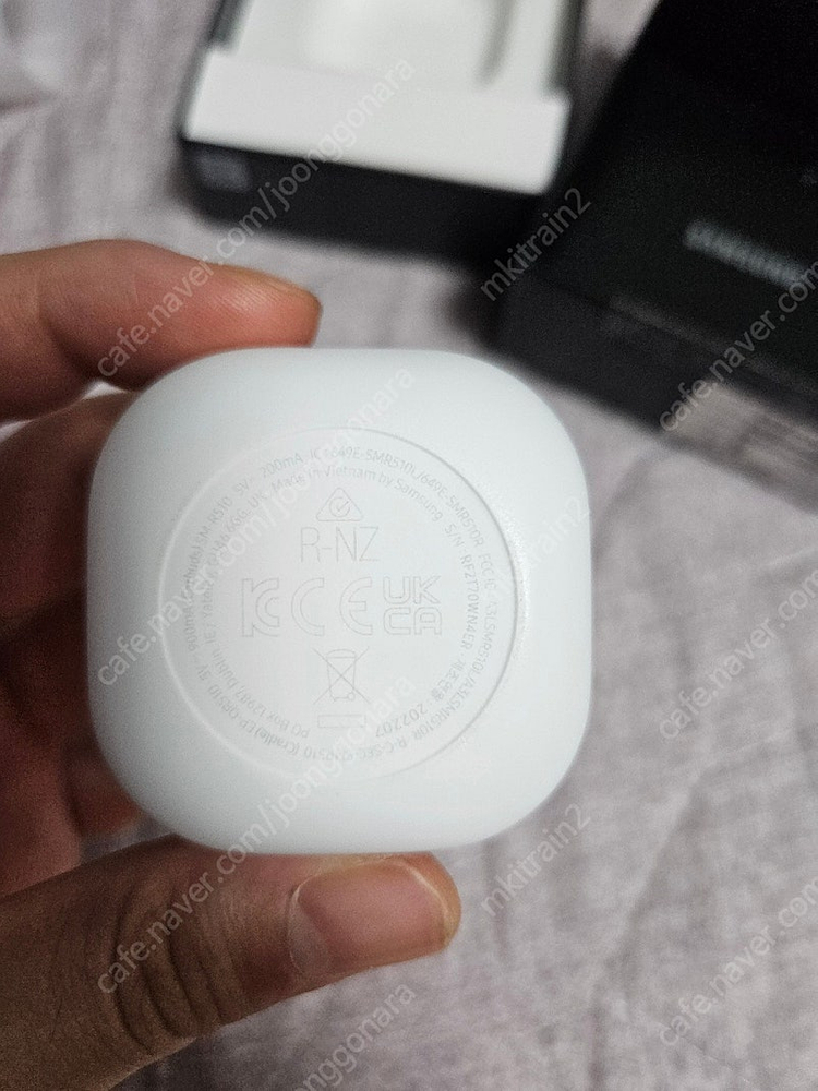 버즈2 프로 흰색 팝니다--2