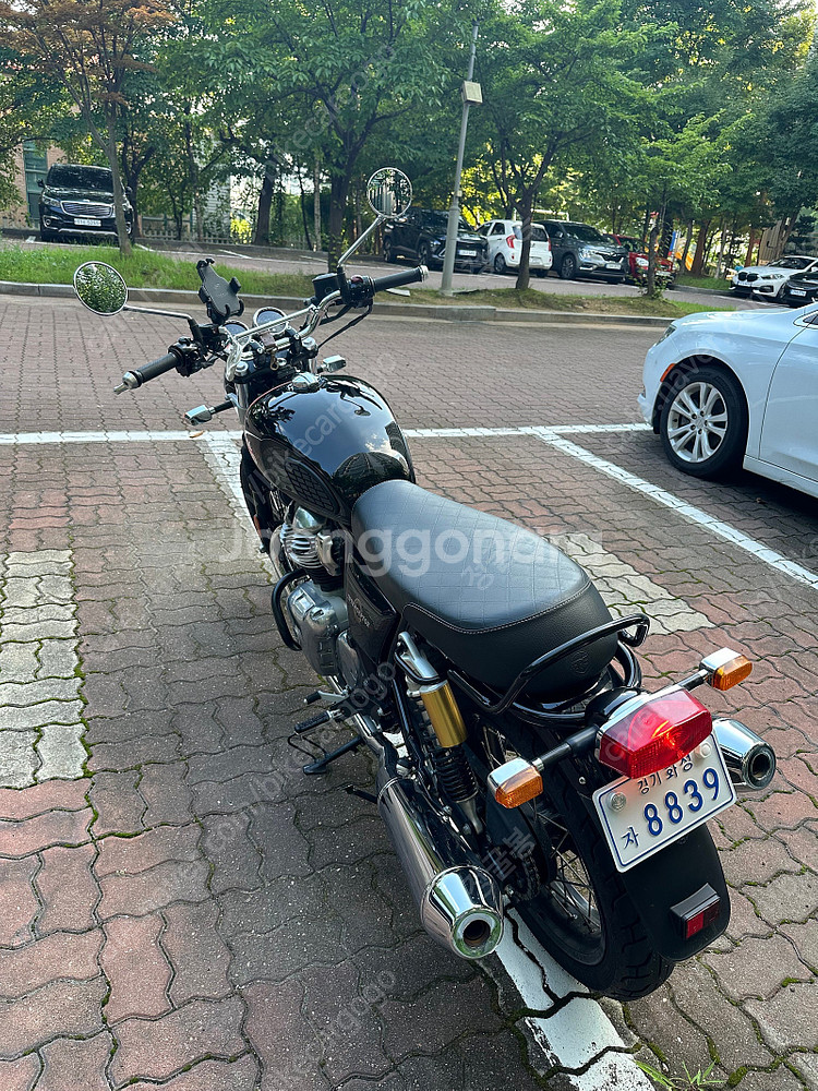 최저가 비교불가 635만원 로얄엔필드 23년식 인터셉터...--1