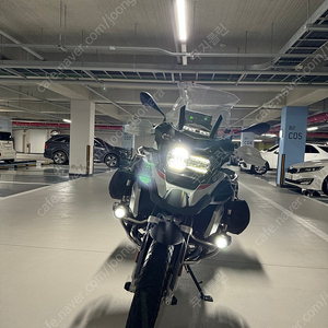 BMW R 1250 GS ADV 트로피 팝니다.!