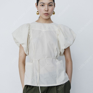 Ethos 에토스 strap puff blouse 새상품