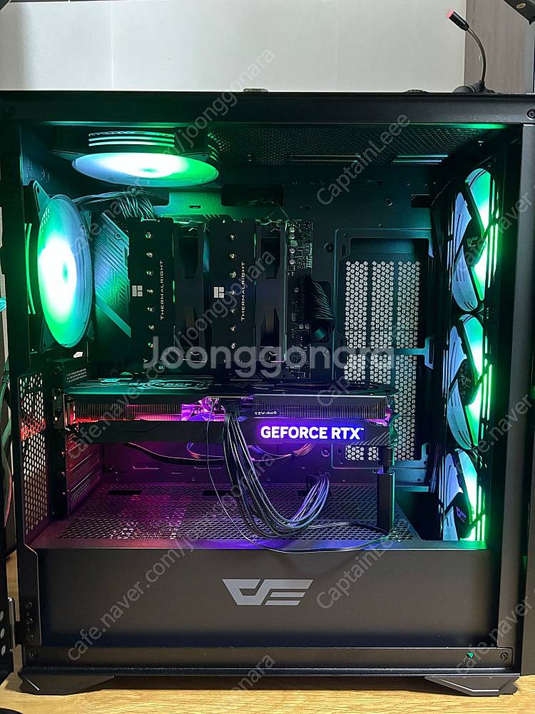 (가격 내림)고사양 게이밍 컴퓨터 본체 4070S--0