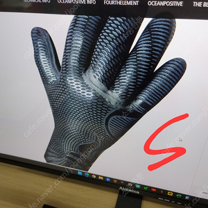 포스엘리먼트 5mm 장갑 두 종류 팝니다. 각 9만원