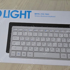 NPAD LIGHT 블루투스 무선 키보드 팝니다