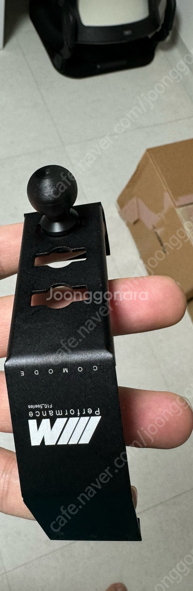 f10 520d 코모도거치대 팝니다--2