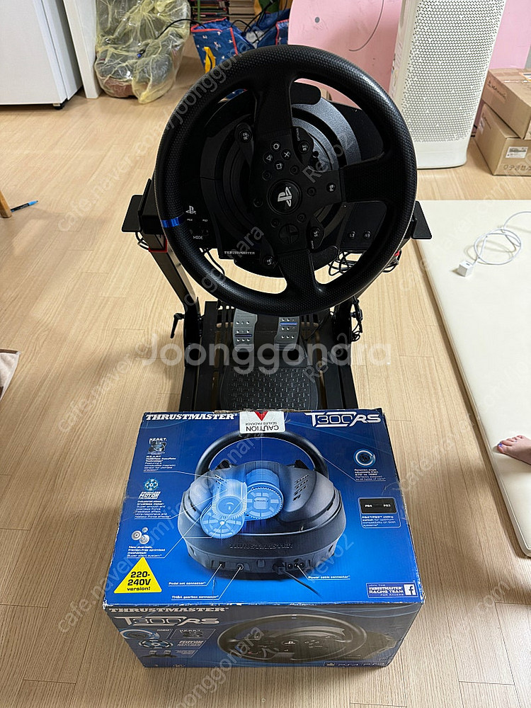 트러스트마스터 T300 RS 거치대 포함--0