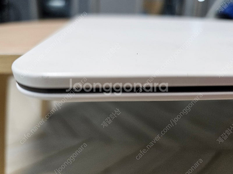 택포)LG 15U34 화이트 램 4기가 ssd 128--6