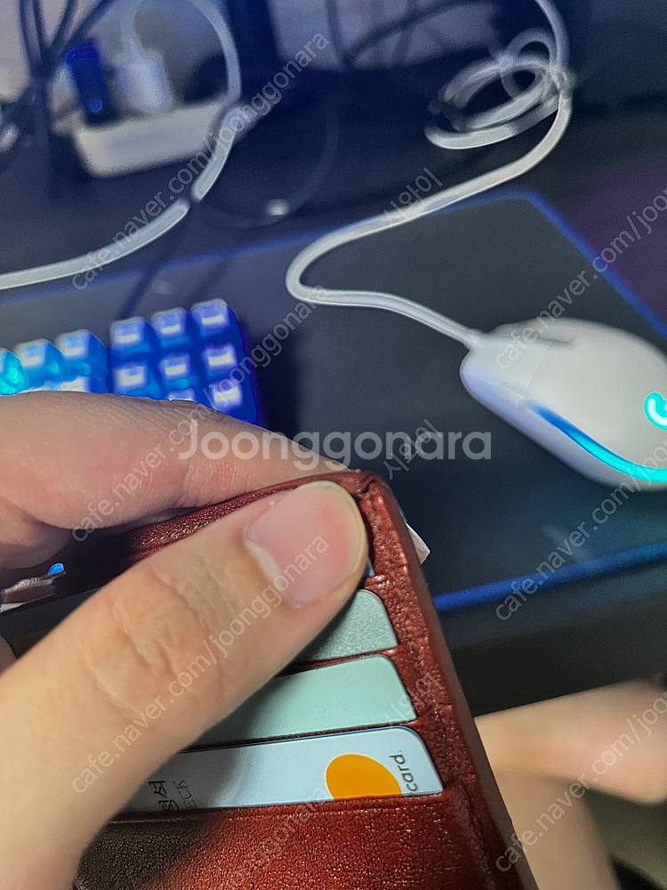 보테가베네타 반지갑--3