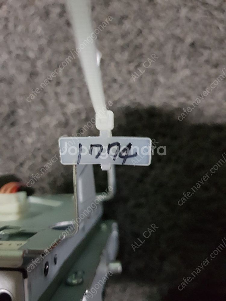 1774 제네시스BH DIS 2 순정 AVN 모니터 9...--3