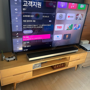 LG 70인치 스마트 TV 팔아요. (스탠드형) UM6970