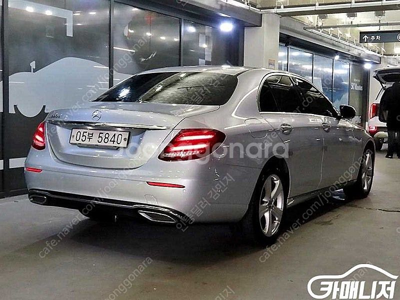 [벤츠]E-클래스 W213 E220d 아방가르드 (5인...--4