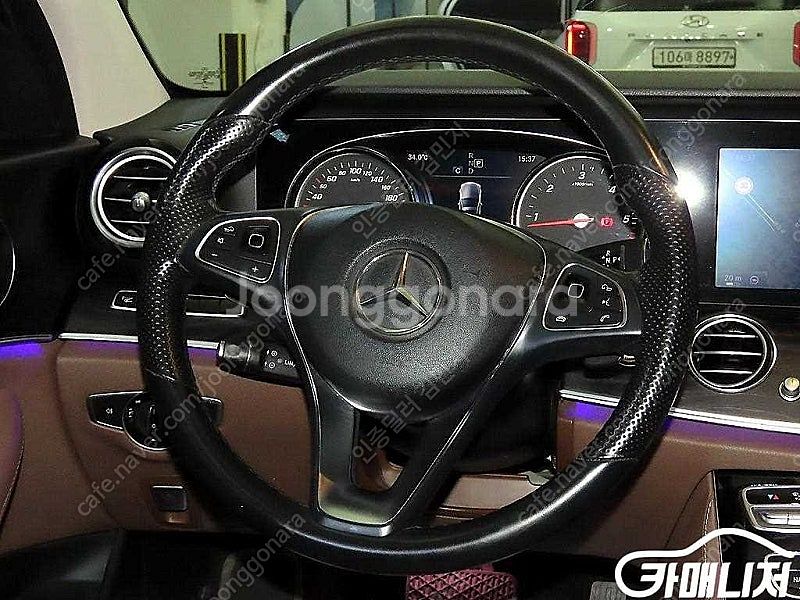 [벤츠]E-클래스 W213 E220d 아방가르드 (5인...--8