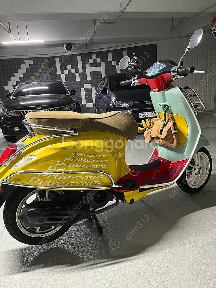 베스파 125cc 프리마베라 션우더스푼 한정판--2