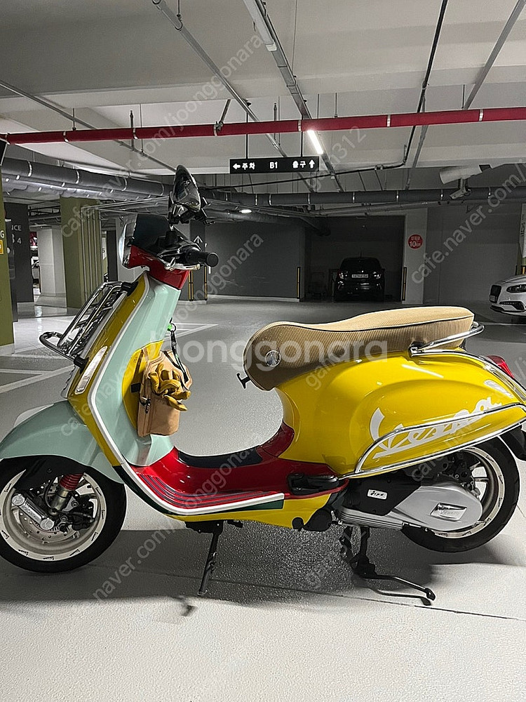 베스파 125cc 프리마베라 션우더스푼 한정판--3
