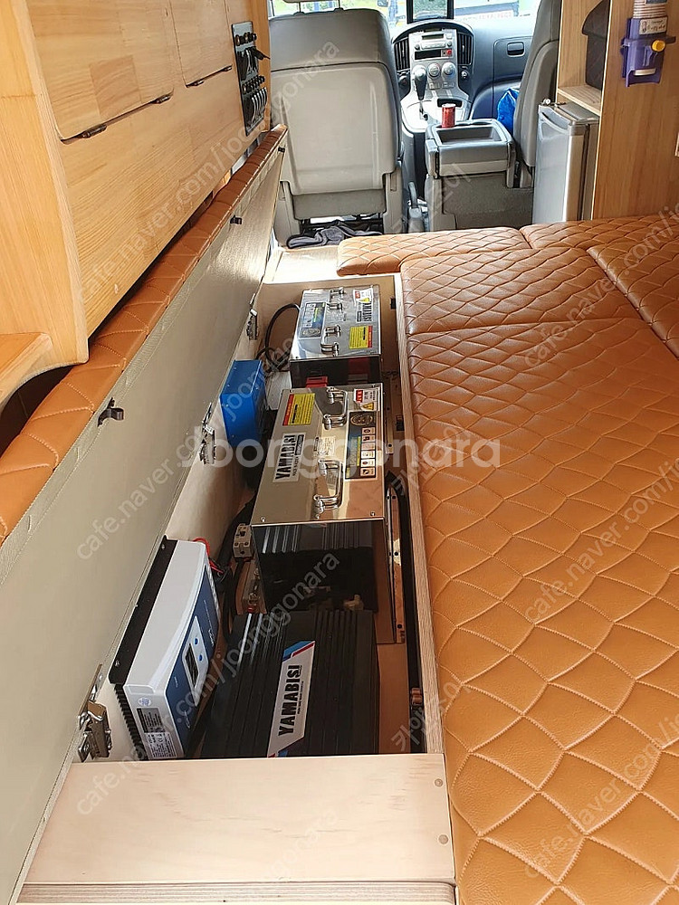 그랜드스타렉스 캠핑카 -1500만원--4