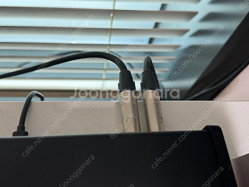 krk rokit5 g3 리미티드 에디션 모니터 스피커 판매 스탠드 케이블 포함--3