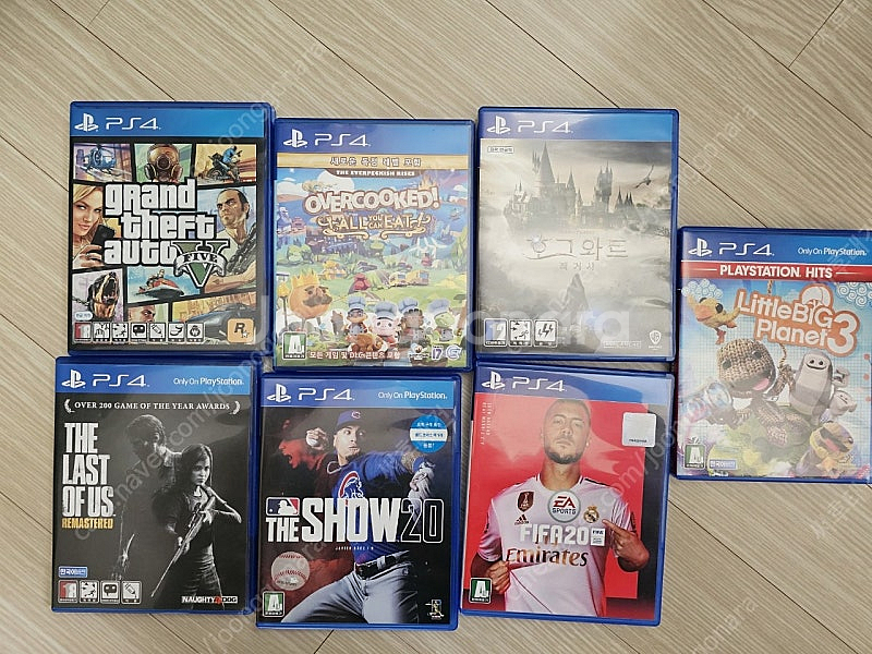 플스 4PRO 1TB + 듀얼쇼크2개 + 충전거치대 + 인기게임팩(해리포터, 오버쿡, 더쇼, 피파, GTA 등)--3