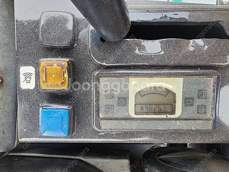 중고미니굴삭기 히타치 ZX17 코끼리집게 2019년 4...--4