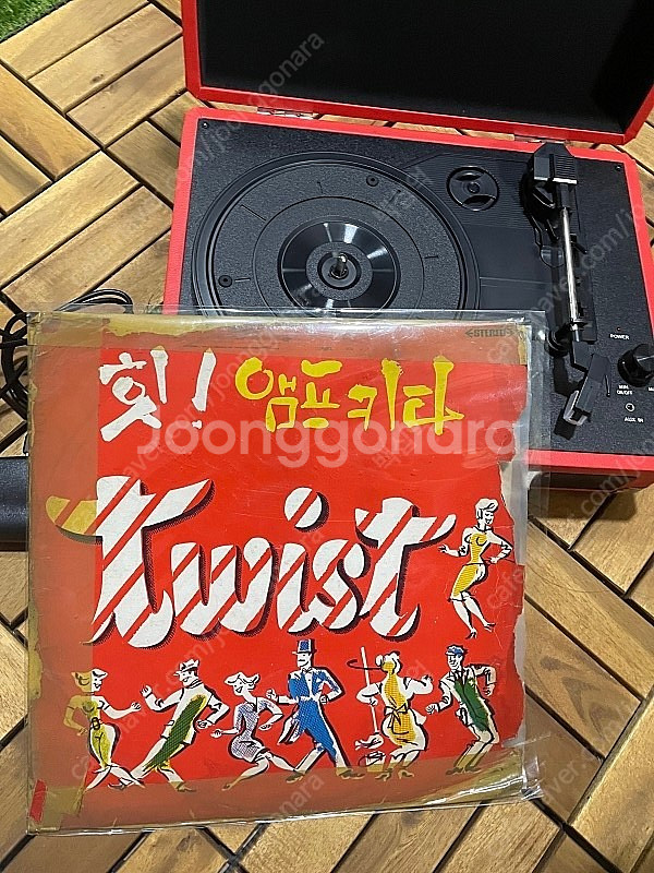 LP플레이어 소품 인테리어 디스코lp 판 증정 유에스비 음원추출 가능 스피커, 보조베터리사용으로 야외에서 스피커 사...--6