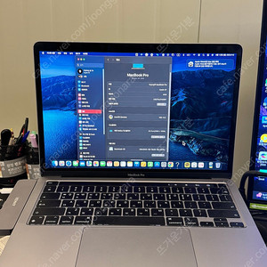 M1 맥북프로 13인치 터치바 8gb 512gb