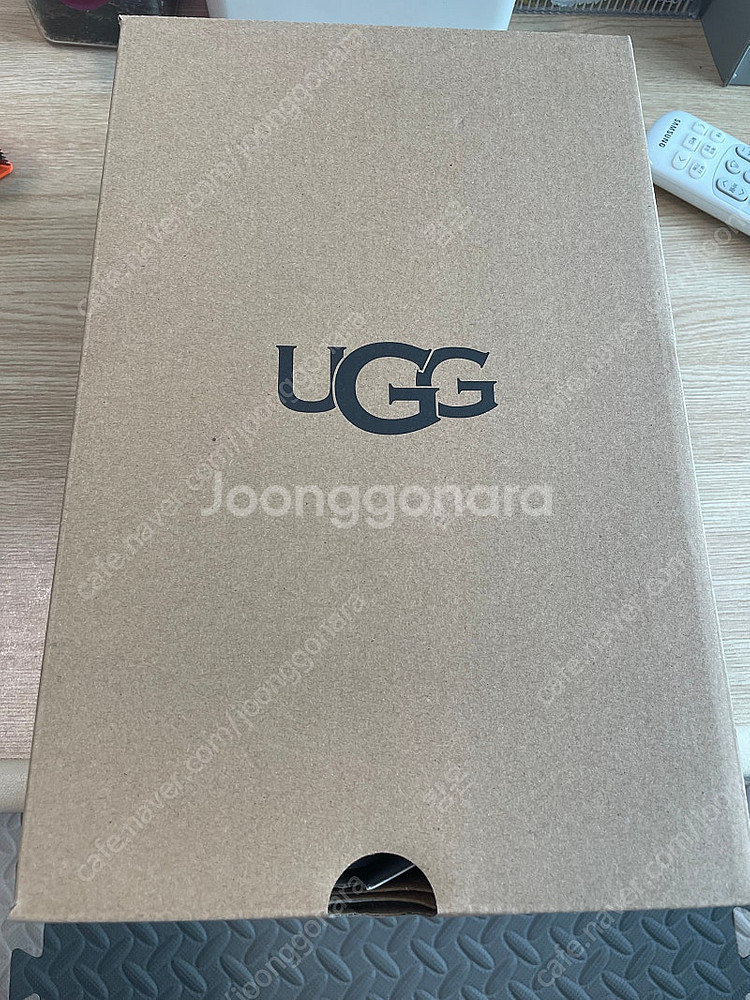 어그 골든글로우 gs6 빅키즈 씨솔트 새상품--4